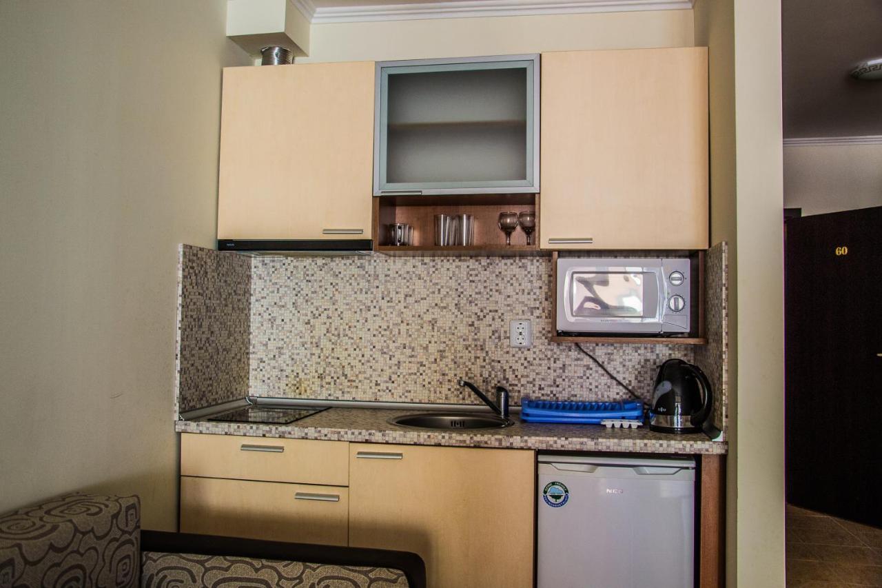 Elenite Private Apartments Exterior photo